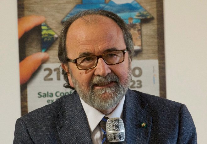 MASTROCOLABELLA.png