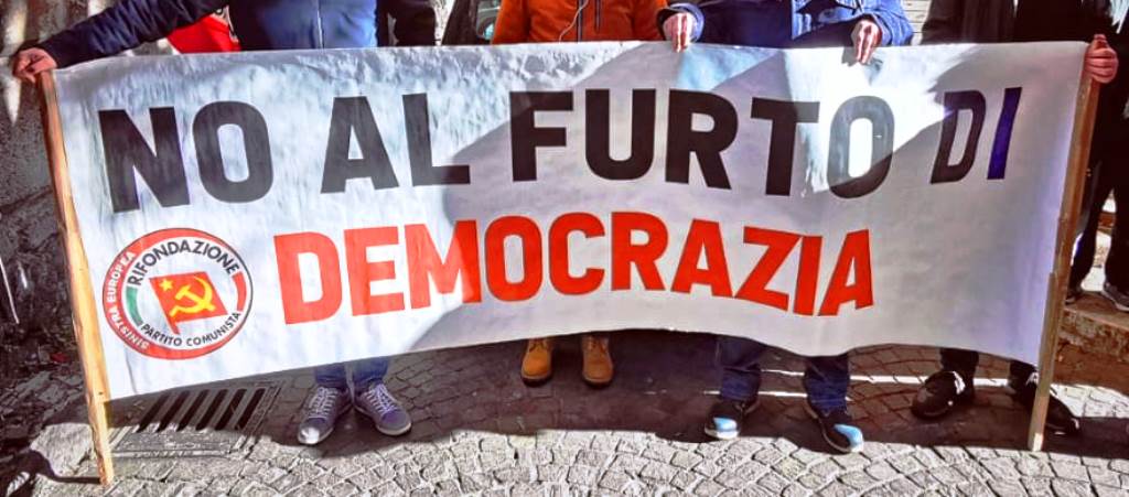 Rifondazione_Comunista_Teramo_banner_Elezioni_provinciali_senza_il_voto_dei_cittadini___No_al_furto_della_Democrazia.jpg